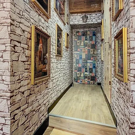 #ic Le Gryffondor Apartment *